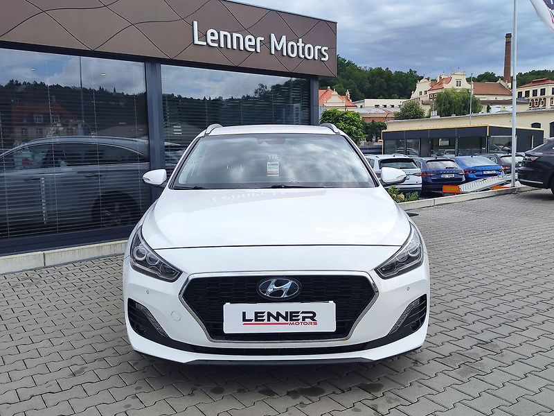 Hyundai i30 1.4 T-GDI/103kW Style Premium - fotka 2 z 38
