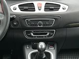 Renault Scénic (2010) 1.5 dCi 7míst, Navi, tempo - náhled 11