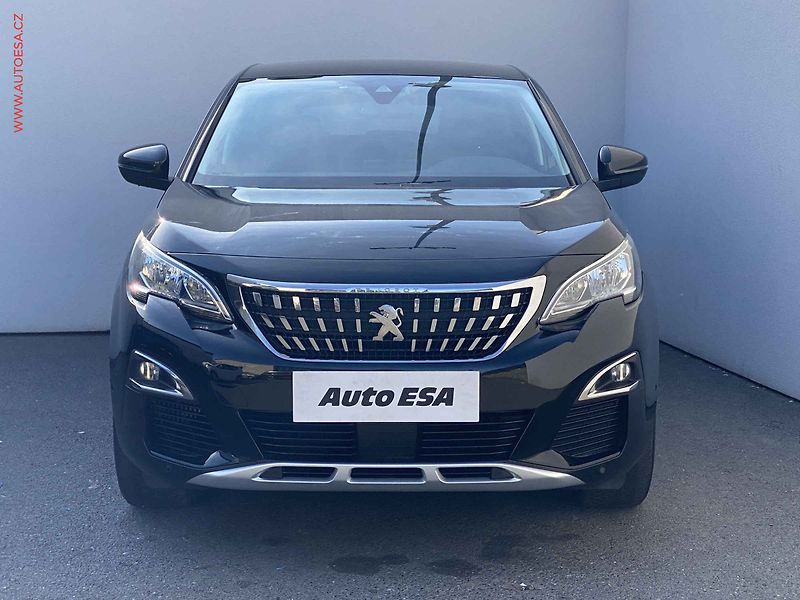 Peugeot 3008 (2020) 1.2 PT, Allure, navi, kamera - fotka 2 z 19