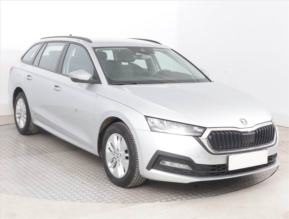 Škoda Octavia Ambition 2.0 TDI, ČR,1.maj