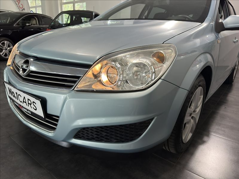 Opel Astra 1,6   i H KLIMATIZACE TEMPOMAT - fotka 29 z 36