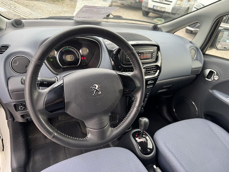 Peugeot iOn (2012) Elektro 16kwh 35kw  - fotka 14 z 26