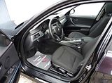 BMW Řada 3 320i Touring, Navi - náhled 9