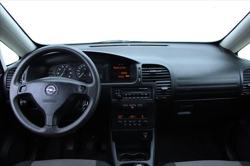 Opel Zafira 1.6i 74kW 7-MÍST TAŽNÉ ZAŘ. - fotka 14 z 19