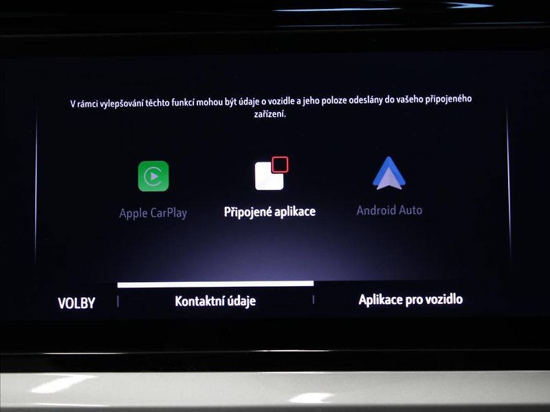 Opel Grandland 1,6 PHEV 165kW LED Matrix ČR - fotka 13 z 24