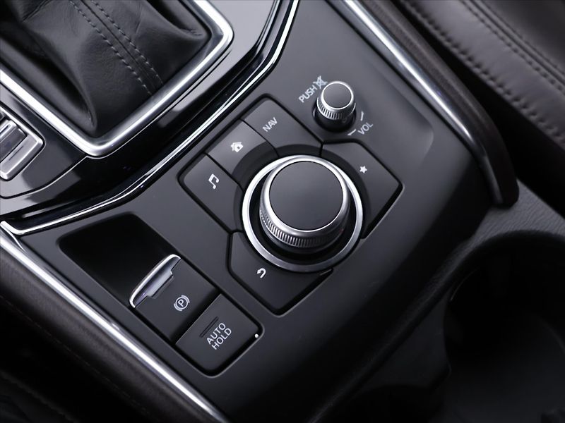 Mazda CX-5 2,5 SkyActiv AWD Sports-Line D - fotka 27 z 37