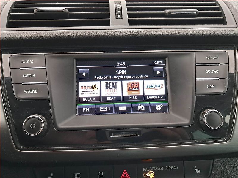 Škoda Fabia (2017) Style 1.2 TSI, Serv.kniha - fotka 12 z 16