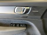Volvo XC40 B3 FWD Plus Dark AT7  - náhled 19