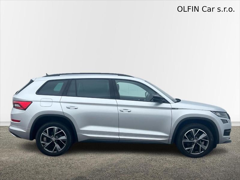 Škoda Kodiaq 2,0 TDi 147kW 7DSG 4x4 SPORTLI - fotka 3 z 32