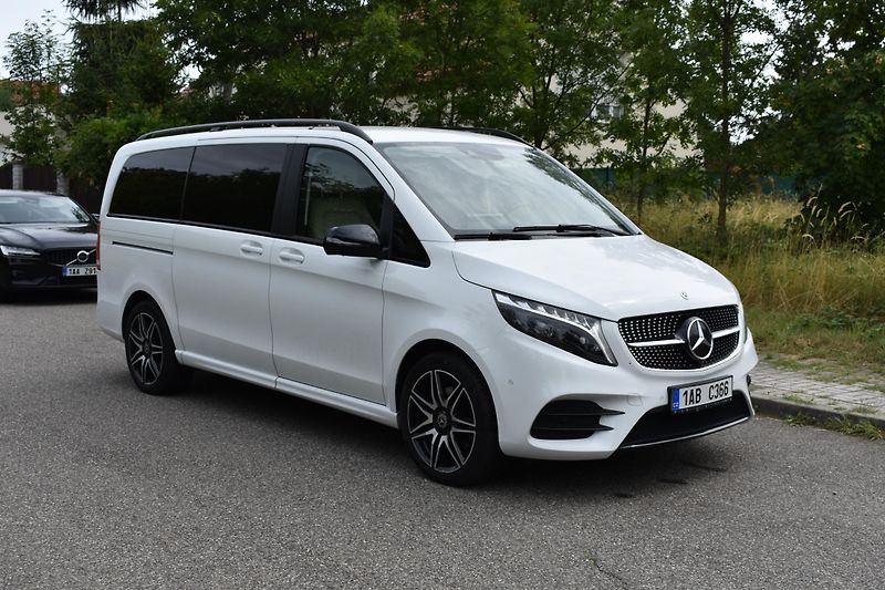Mercedes-Benz Třídy V (2023) 300d AMG 4Matic REZERVACE - fotografie inzerátu