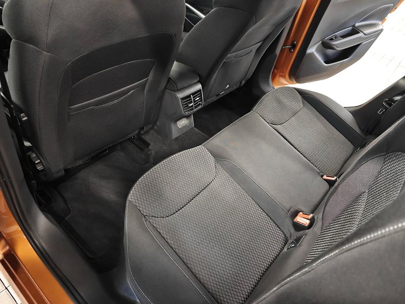 Škoda Fabia Style 6MP 1,0TSI - fotka 7 z 22