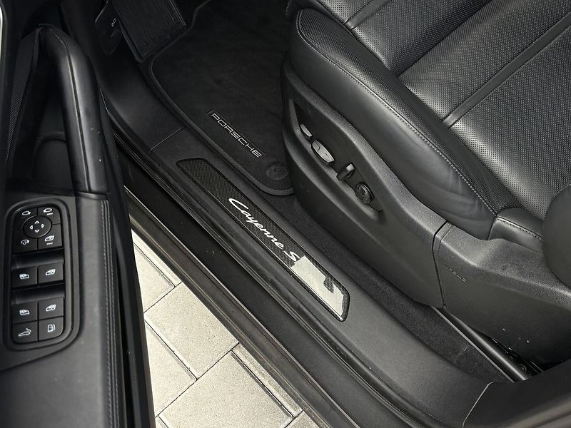 Porsche Cayenne S E-Hybrid*BOSE*HD-Matrix - fotka 10 z 16