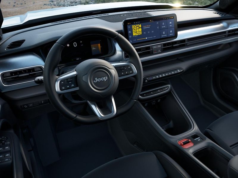 Jeep Avenger (2026) 1,2 Turbo e-Hybrid 110k  Altit - fotka 5 z 7