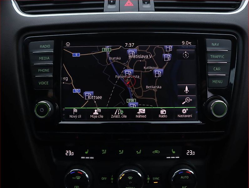 Škoda Octavia (2017) Laurin&Klement 2.0 TDI, 4X4 - fotka 13 z 22