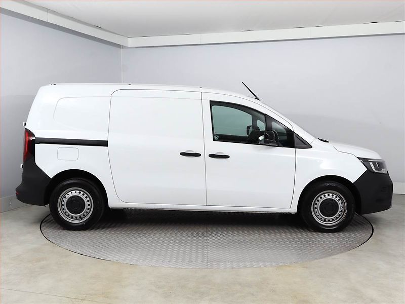 Renault Kangoo (2026) 1.5 dCi, ČR, 1Maj - fotka 6 z 16