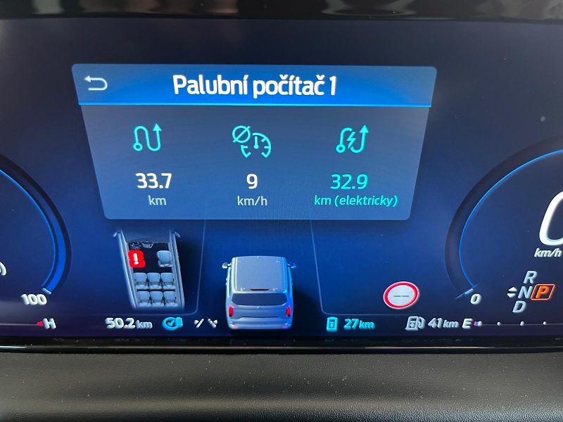 Ford Tourneo Custom (2025) L2 TITANIUM 2.5PHEV 171kW eCVT - fotka 18 z 27