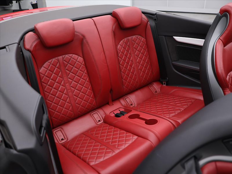 Audi S5 Cabrio 3,0 TFSI ABT 313kW DPH - fotka 20 z 37