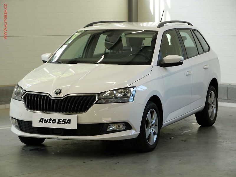 Škoda Fabia (2020) 1.0TSi, ČR, Ambition - fotka 3 z 19