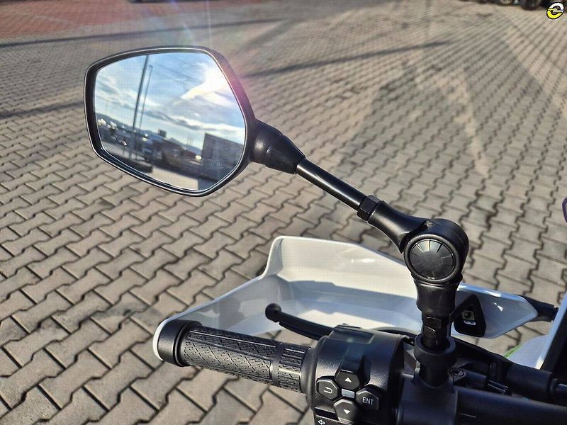 CFMOTO 450 MT-R (2026) - fotka 78 z 78