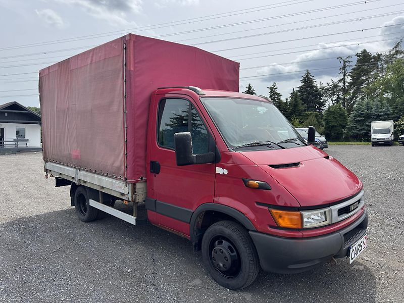 Iveco Daily 2.8JTD, 5.200kg,nosnost: 2.46t - fotka 3 z 27