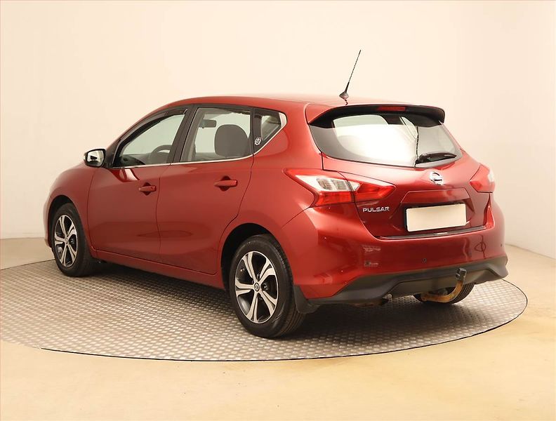 Nissan Pulsar (2016) 1.2 DIG-T, Serv.kniha - fotka 4 z 19