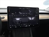 Tesla Model Y (2023) Long Range AWD 79kWh, SoH 91% - náhled 17