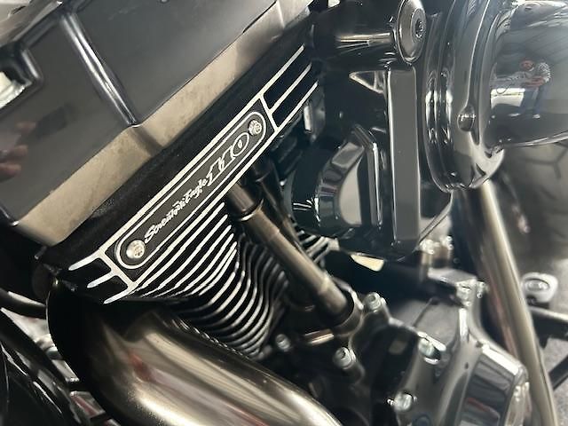 Harley-Davidson FXSE Softail Breakout CVO (2016) - fotka 26 z 26