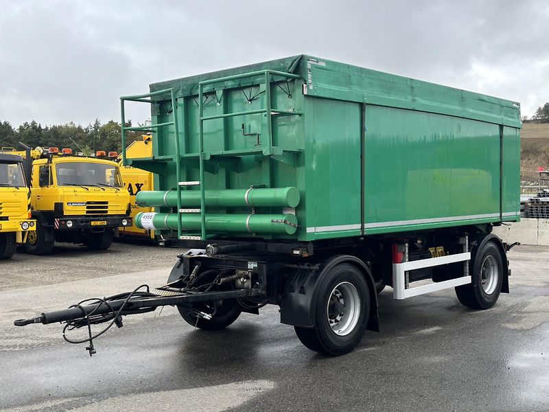 Svan TCH202 na krmné směsi - fotografie inzerátu