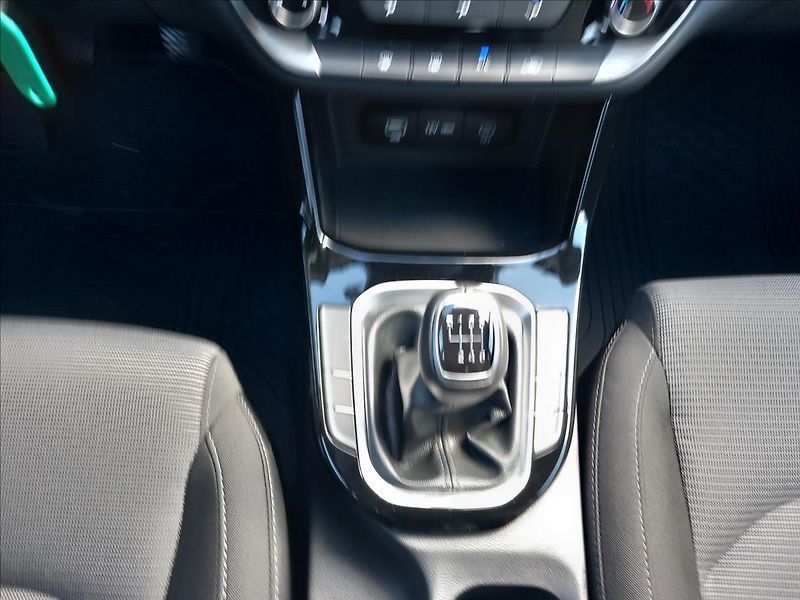 Hyundai i30 1,5 l COMFORT 16 - fotka 12 z 20