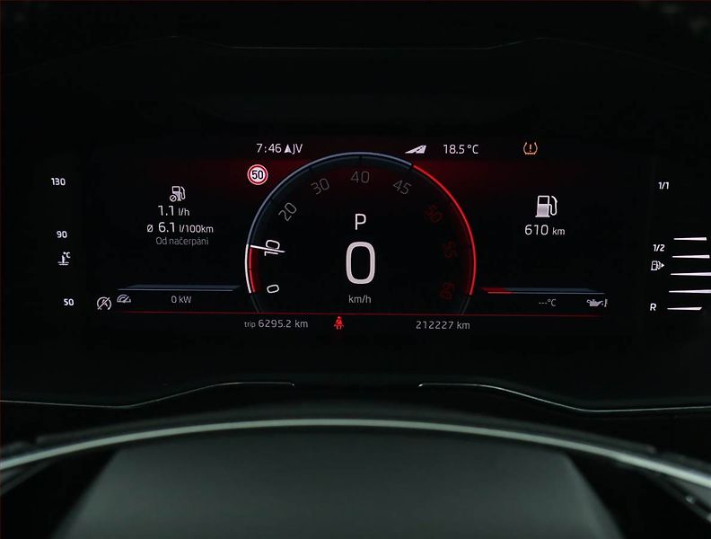 Škoda Superb (2022) Sportline 2.0 TDI - fotka 11 z 18