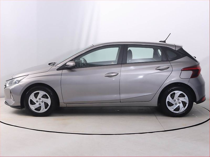 Hyundai i20 (2022) Comfort 1.0 T-GDI, Automat - fotka 3 z 19