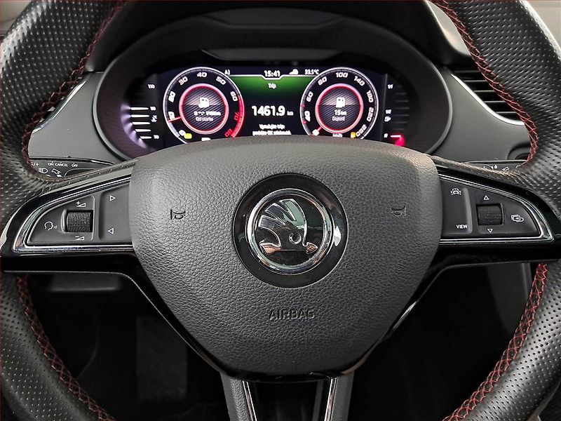 Škoda Octavia (2018) RS 2.0 TSI - fotka 18 z 23