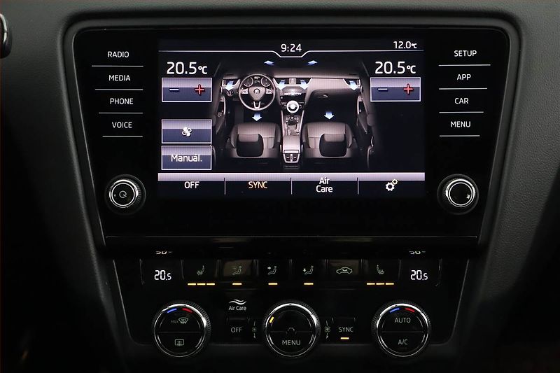 Škoda Octavia (2018) Style 1.6 TDI, ČR,1.maj - fotka 12 z 14