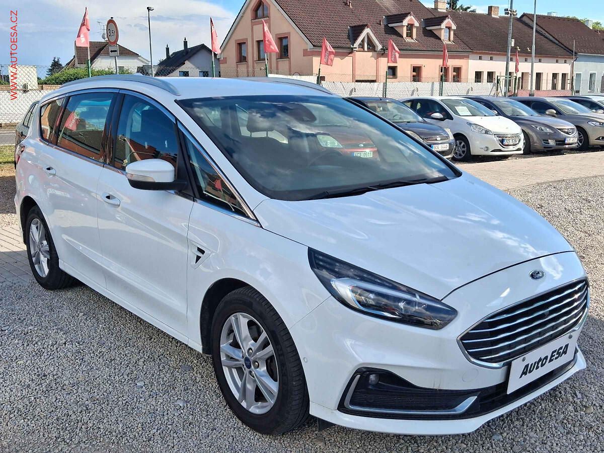 Ford S-MAX 2.0TDi, 1.maj,ČR, AT, navi