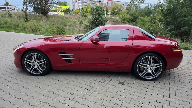 Mercedes-Benz SLS AMG (2011) EU PRAVIDELNÝ SERVIS MB - fotka 6 z 11