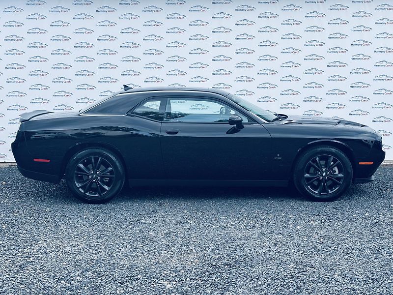 Dodge Challenger (2024) 3.6 V6 227kW, 4x4, ČR, DPH - fotka 4 z 16