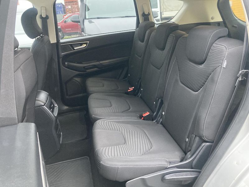 Ford S-MAX (2020) 2.0TDCi 140kW servis Ford - fotka 13 z 28