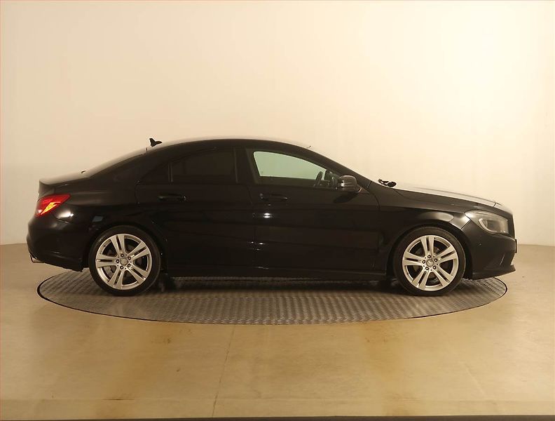 Mercedes-Benz CLA (2014) 200 CDI, Automat, Kůže - fotka 6 z 18
