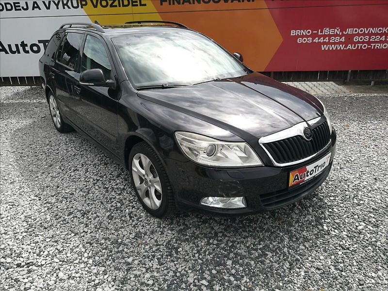 Škoda Octavia 1,2 TSI LPG kombi Elegance - fotka 2 z 22