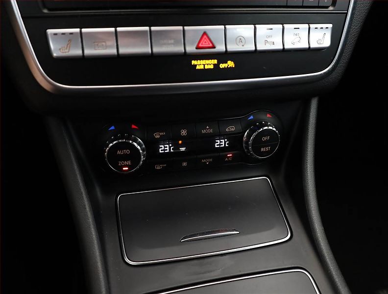 Mercedes-Benz GLA (2018) 200 d 4MATIC - fotka 10 z 18