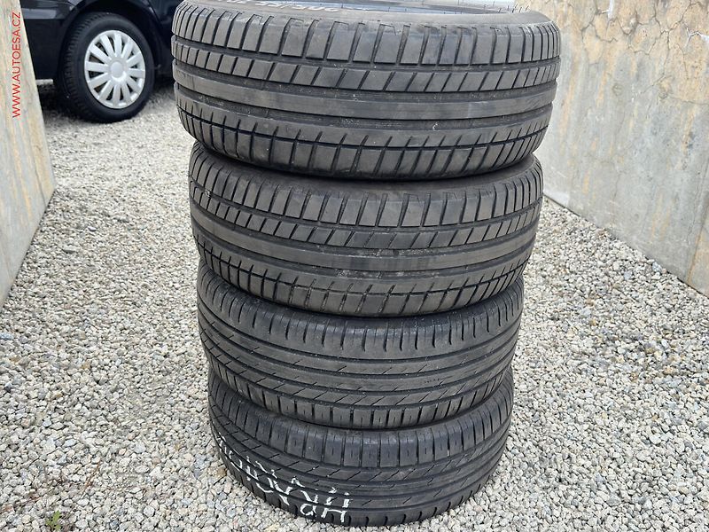 Volkswagen Golf (2013) 1.2TSI, Klima - fotka 17 z 18