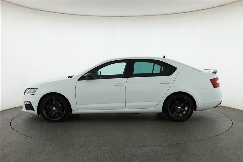 Škoda Octavia (2017) RS 2.0 TDI, Automat, Kůže - fotka 3 z 17