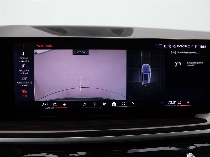 BMW X5 3,0 50e xDrive 230kW CZ DPH - fotka 26 z 38