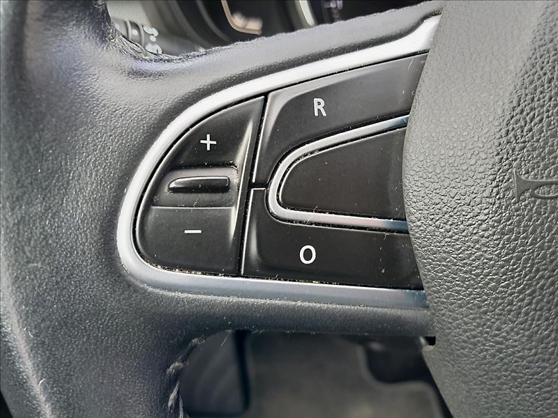 Renault Kadjar 1,2 TCe 96kW LIMITED - fotka 41 z 55