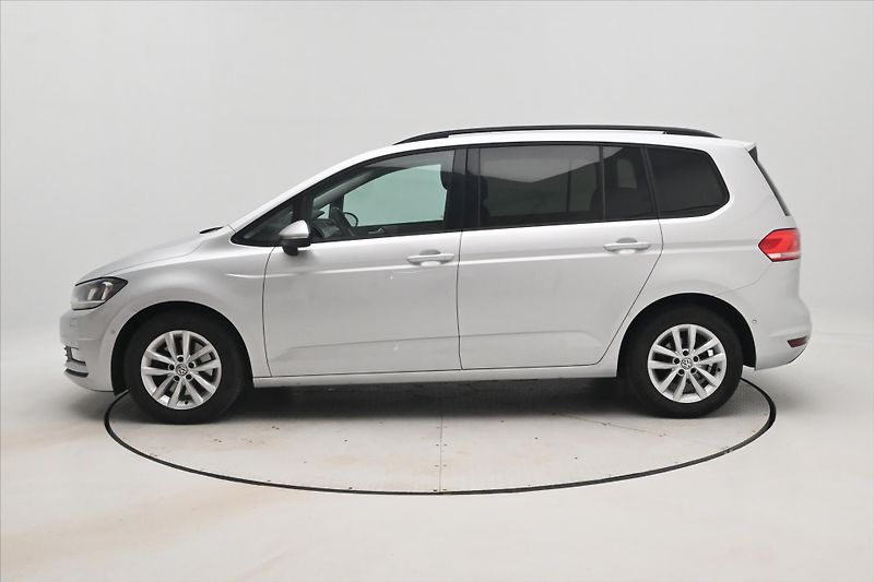 Volkswagen Touran 1,6 TDI 85kW Navi Senzory - fotka 8 z 30