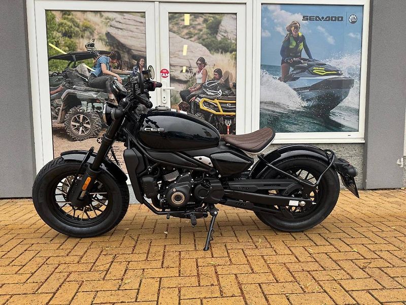 CFMOTO (2025) 450 CL-C EU5+ Bobber SKLADEM - fotka 1 z 6