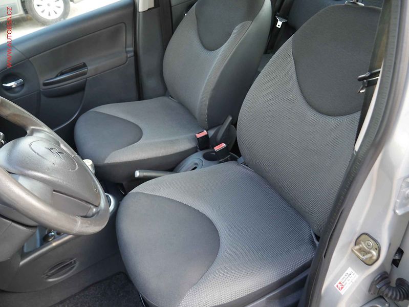 Citroën C3 (2007) 1.1i, ČR, AC. TZ - fotka 9 z 15
