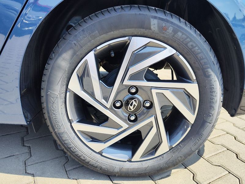 Hyundai i20 1.0 T-GDi/74kW GO! WINTER DCT - fotka 30 z 31
