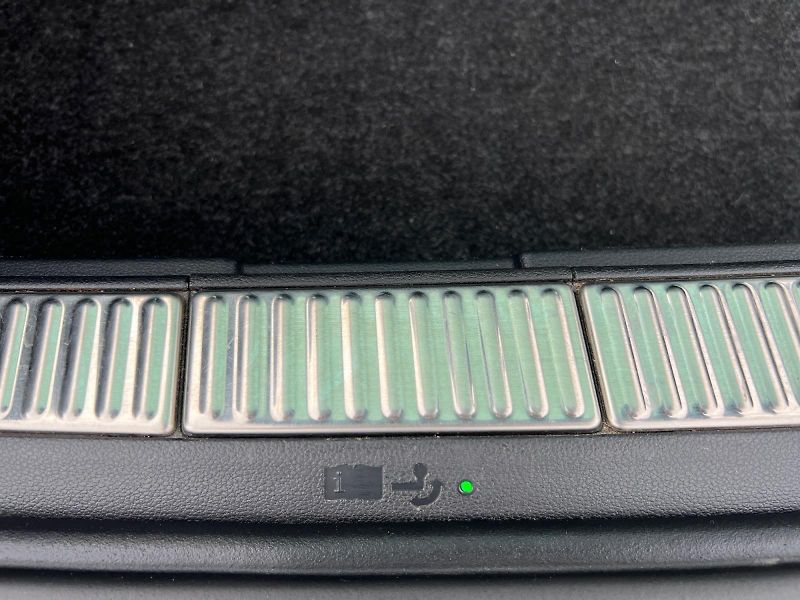 Škoda Superb (2023) L&K 140kW WEBASTO PANO TAŽNÝ - fotka 18 z 38