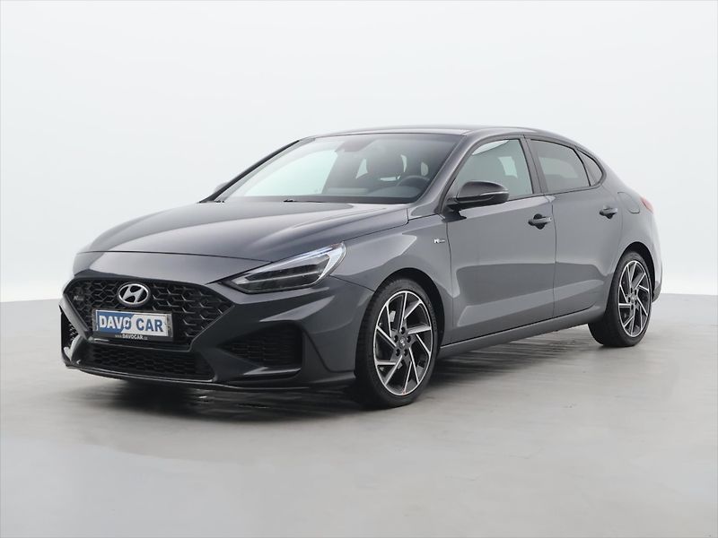 Hyundai i30 Fastback 1,5 T-GDI 159k CZ DPH - fotka 3 z 28